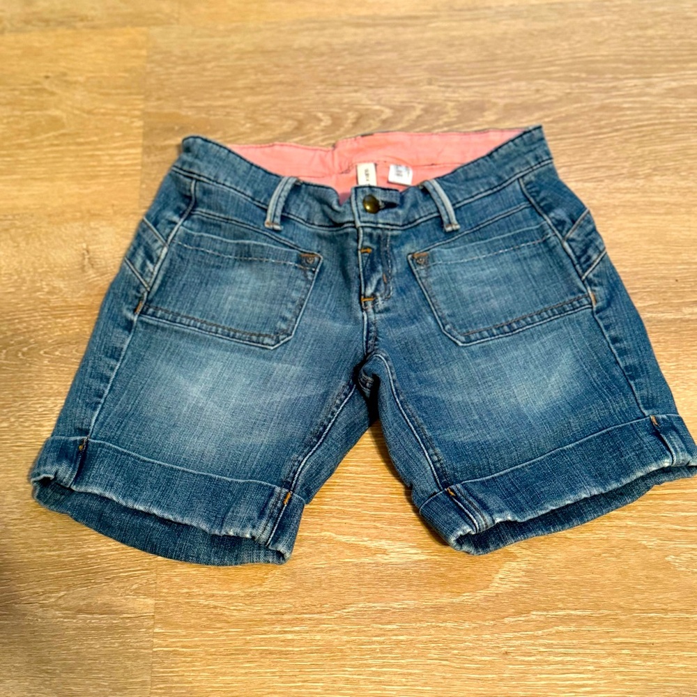 Mango Jeans Denim pockets front Shorts. Size 2